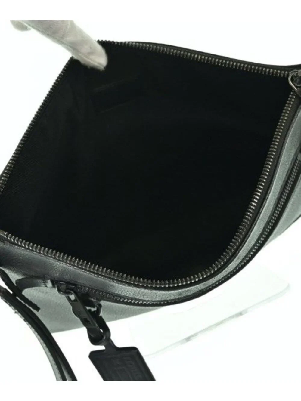 Louis Vuitton Clutch Black
